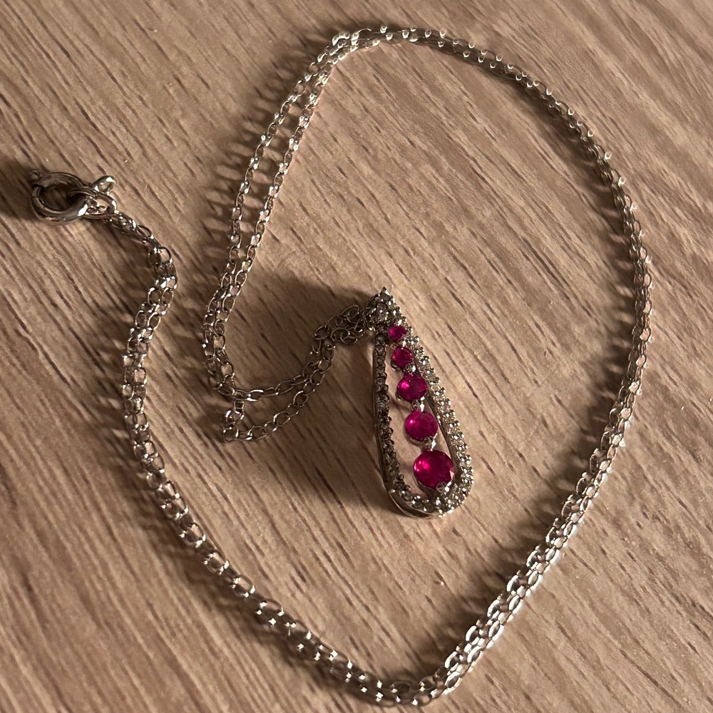 Beautiful Natural Ruby & Diamond Teardrop Pendant 10 K White Gold 18” Necklace